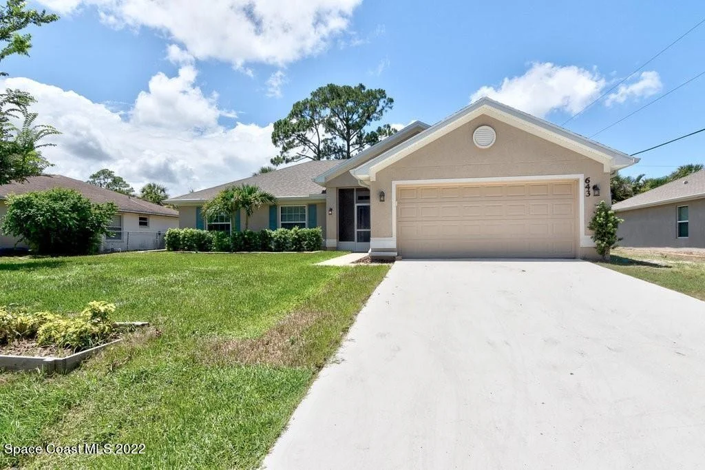 Photo of 643 Bayfront
