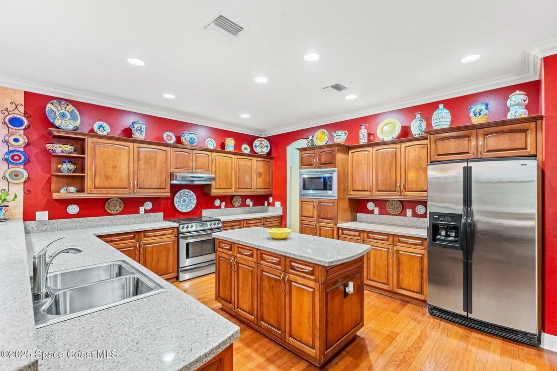 Photo of 4443 Long Lake Road