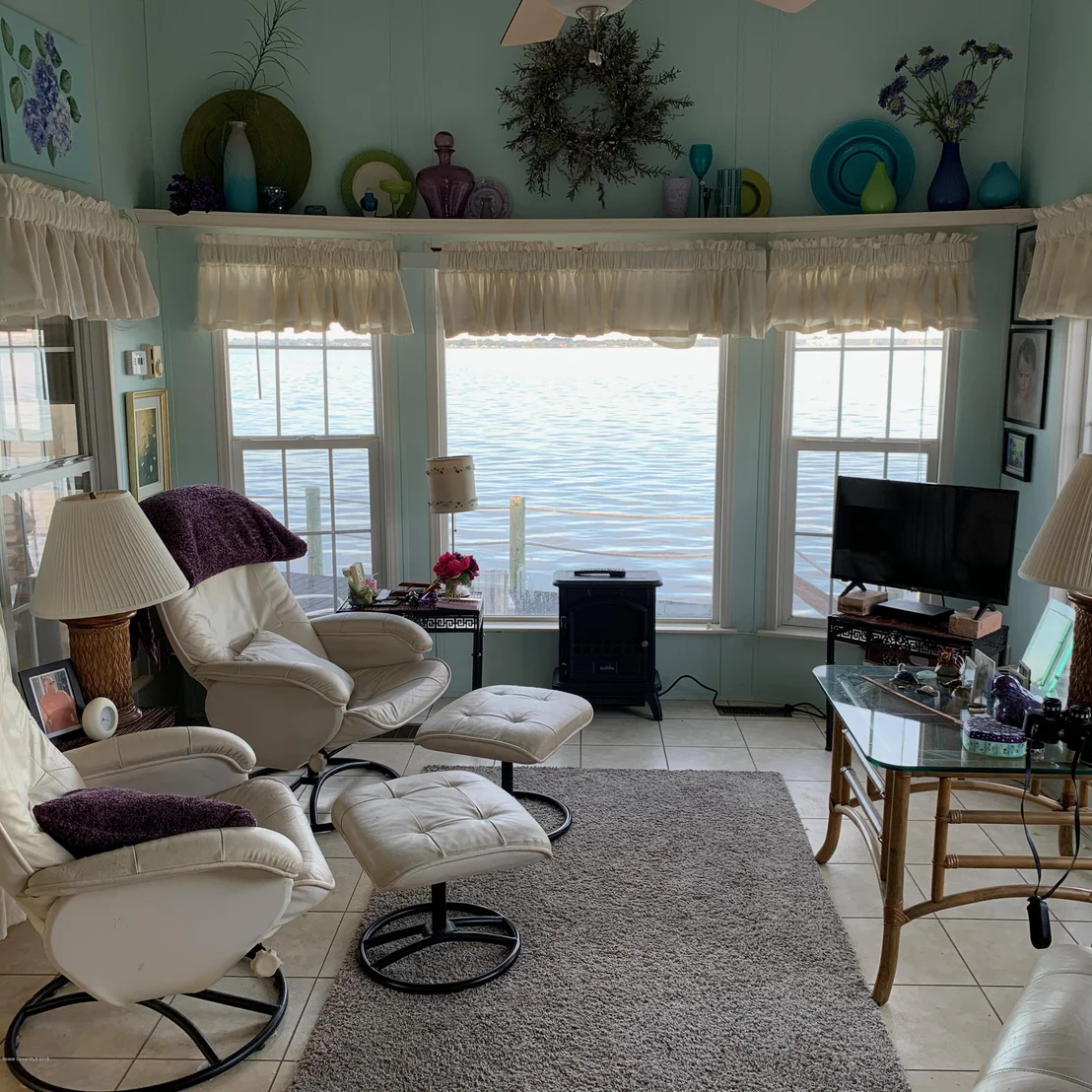 Photo of Unit 21 at 3102 Dockside Lane