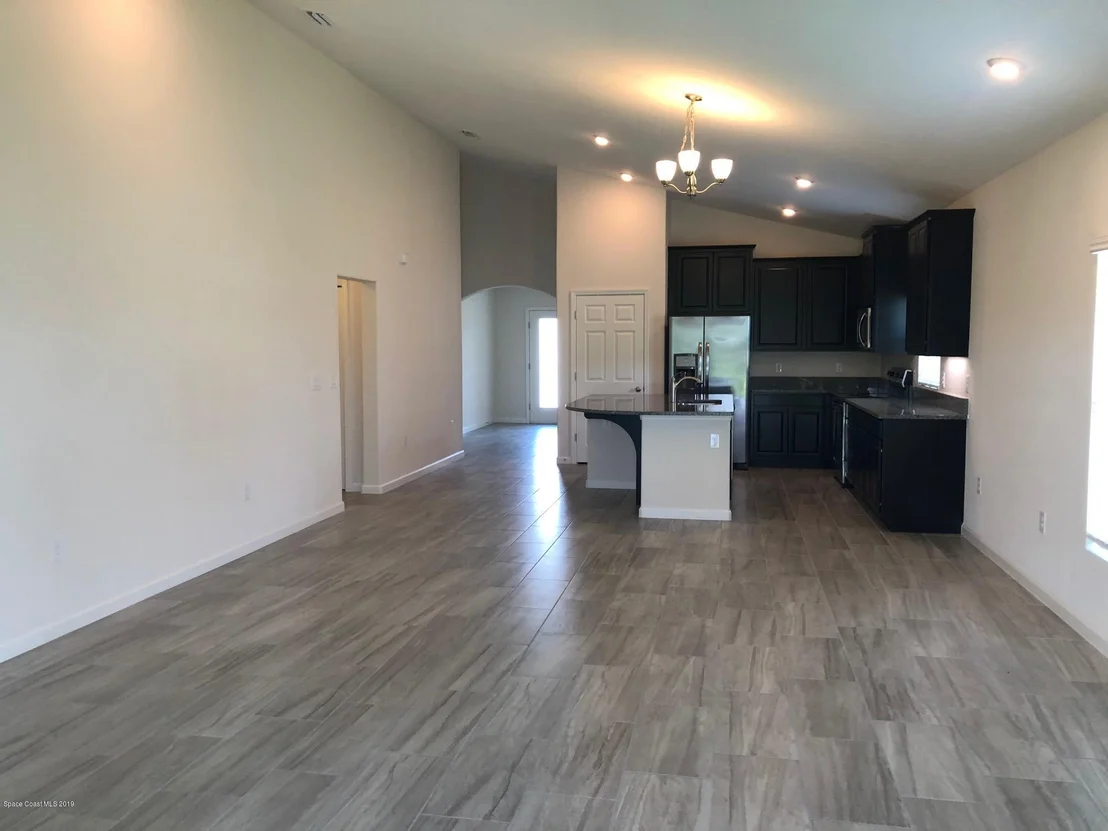 Photo of 1866 Fuji Drive