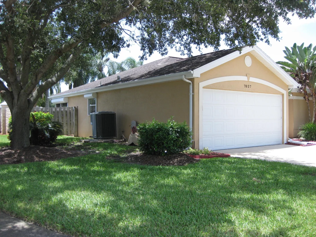 Photo of 7027 Hammock Lakes Drive