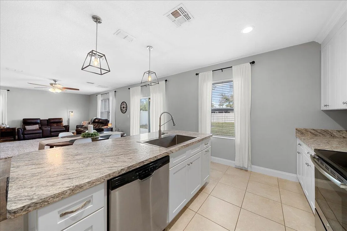 Photo of 2210 Mccormack