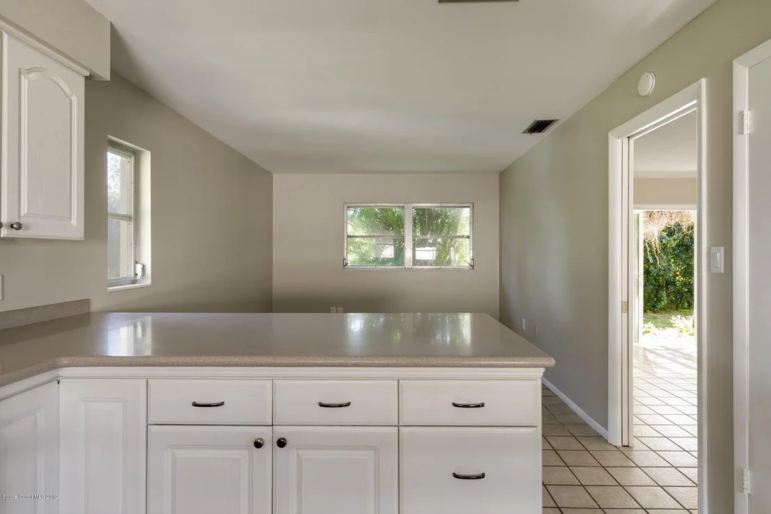 Photo of 1004 Woodsmere Circle