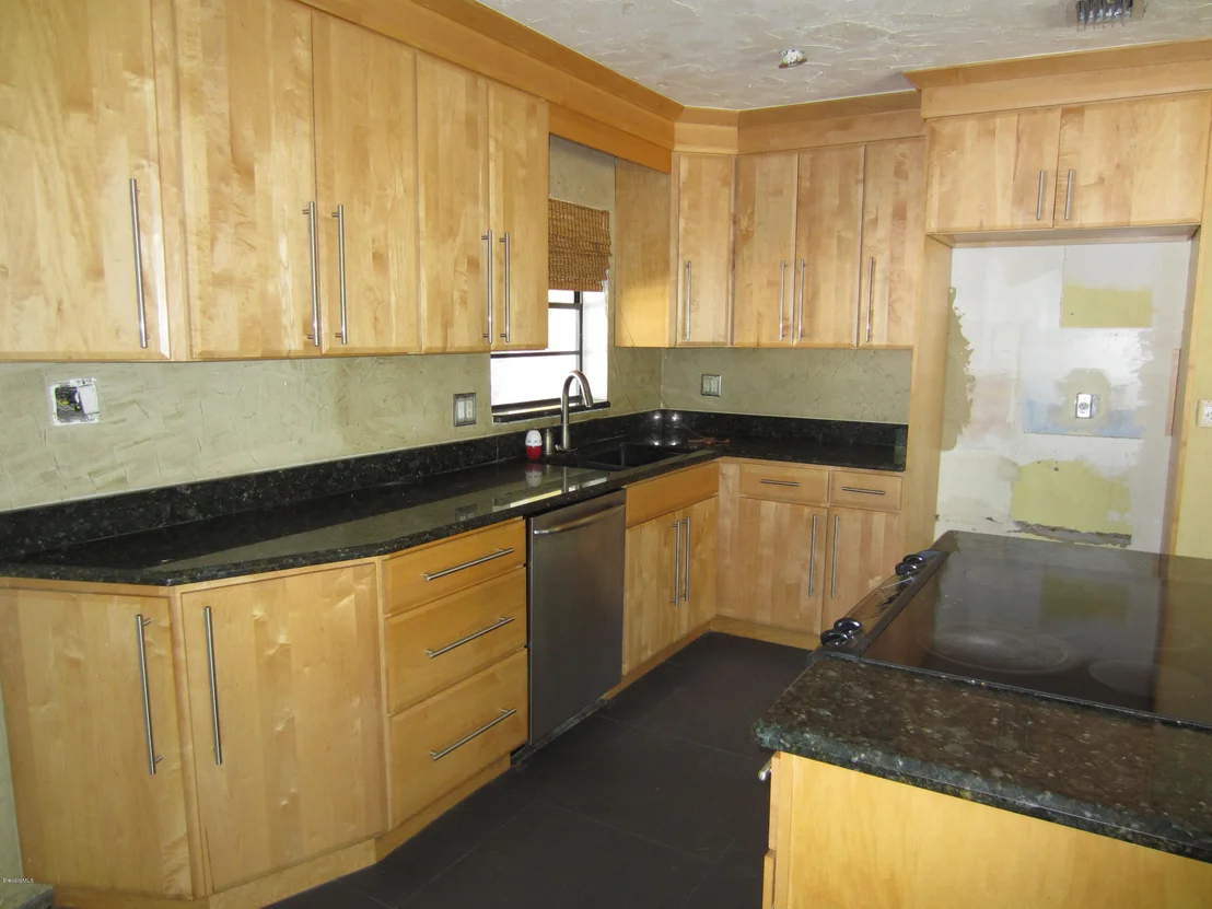 Photo of 240 Avenida De La