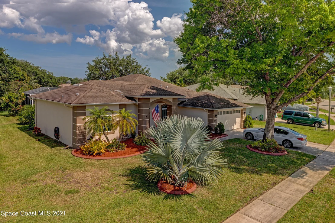 Photo of 876 Shoshone Lane
