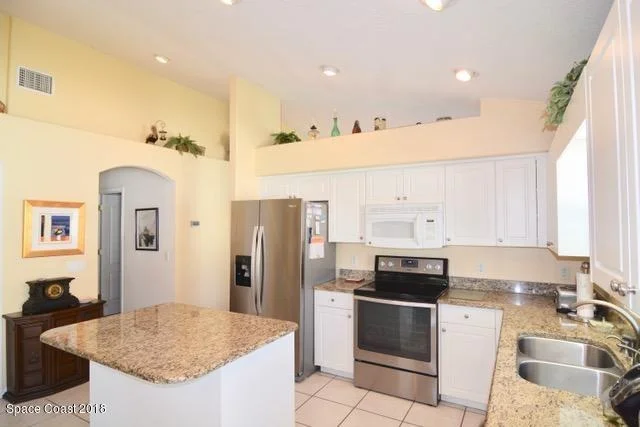 Photo of 1011 Indian Oaks Drive