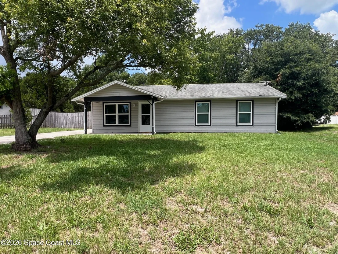 Photo of 6570 Dock Avenue