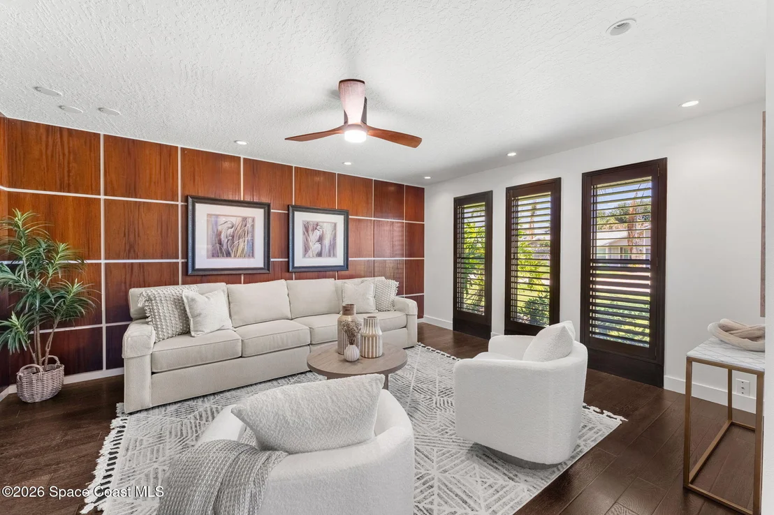 Photo of 127 Sand Pine Road