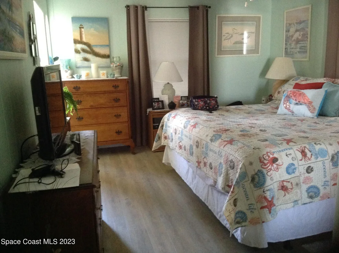 Photo of 1772 Coco Plum Street NE