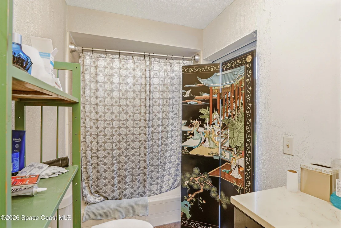 Photo of 110 Lagoon Avenue