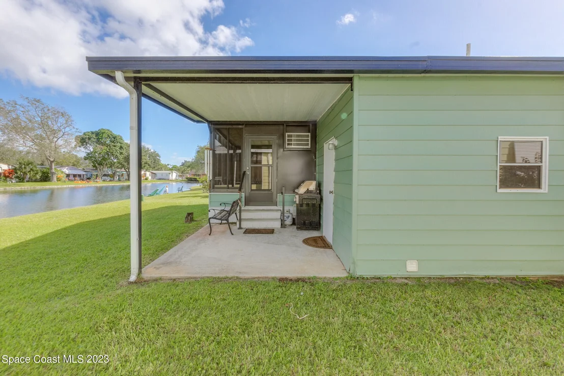 Photo of 4423 Twin Lakes Drive
