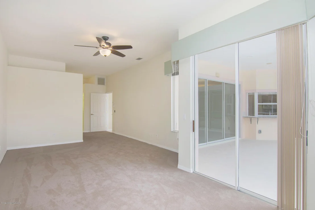Photo of 759 Glengarry Drive