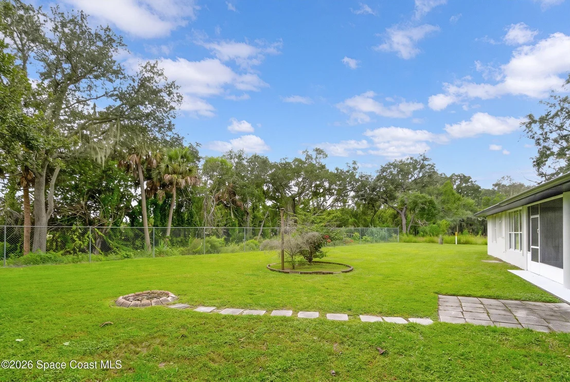 Photo of 1150 Meadowbrook Road NE