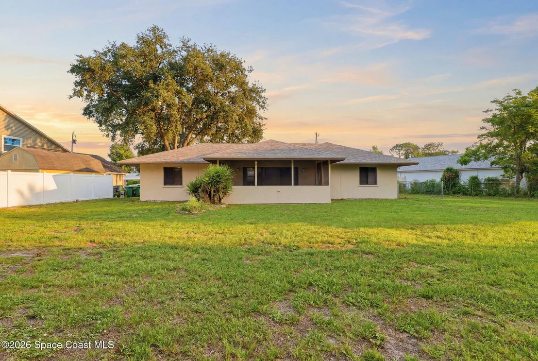 Photo of 5540 Carrick Road