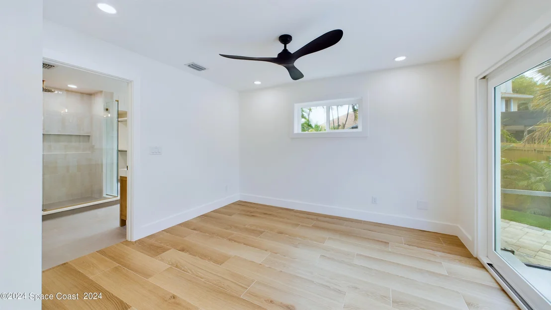 Photo of 396 Riverview Lane