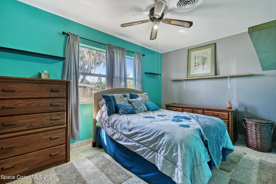 Photo of 711 Espanola Way