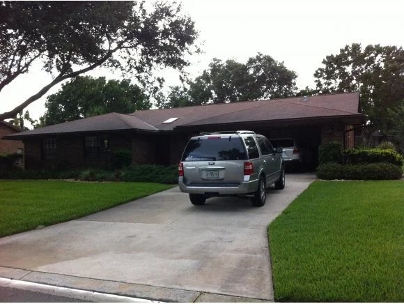 Photo of 1856 Oakwood