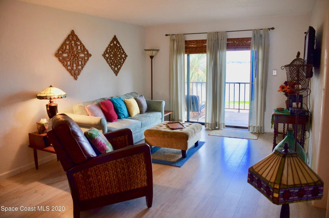 Photo of Unit 303 at 1049 Rockledge Drive