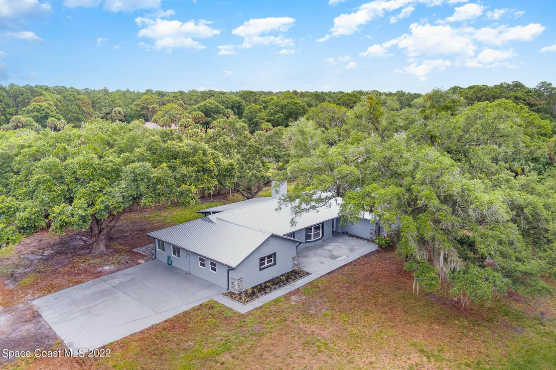 Photo of 2380 Friday Road