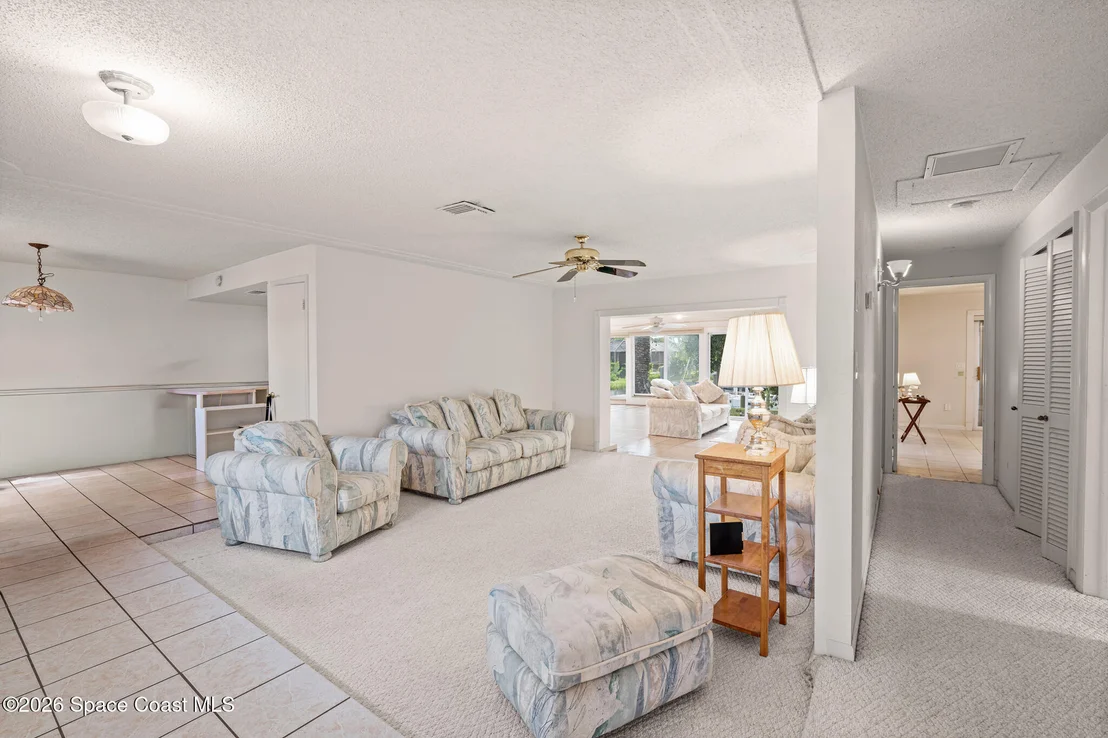 Photo of 413 Sparrow Drive