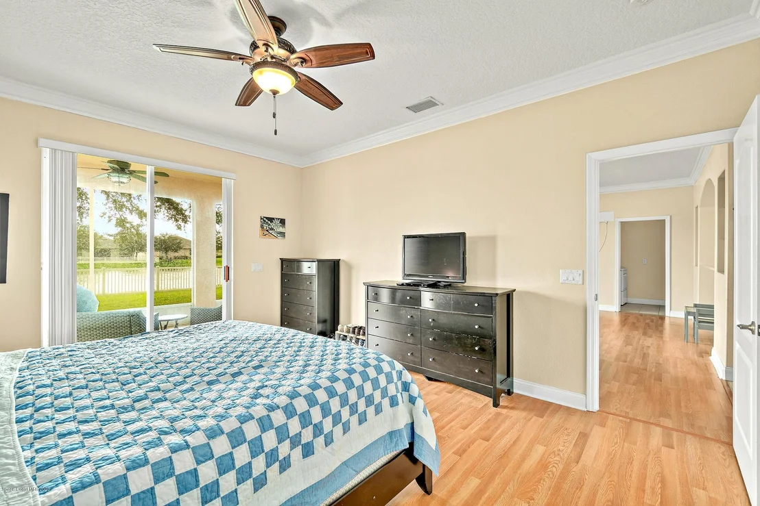 Photo of 1541 Bridgeport Circle