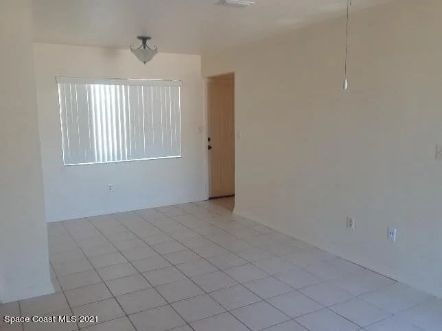 Photo of 2956 Kosuth Road NE