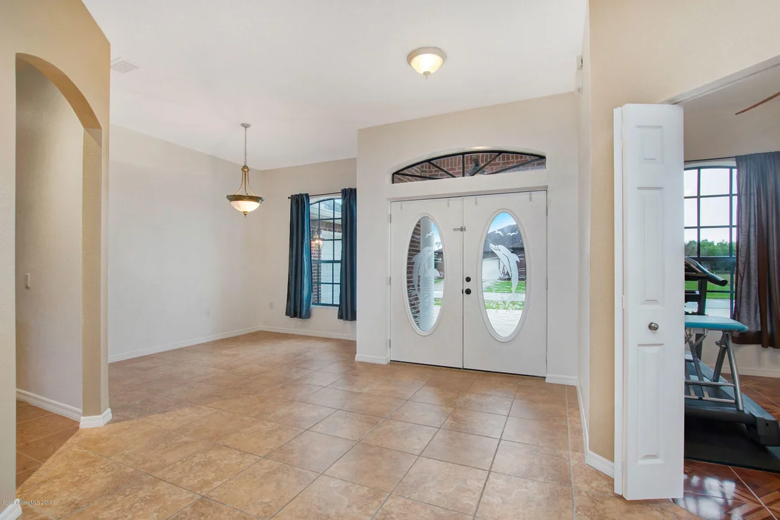 Photo of 123 Palm Circle