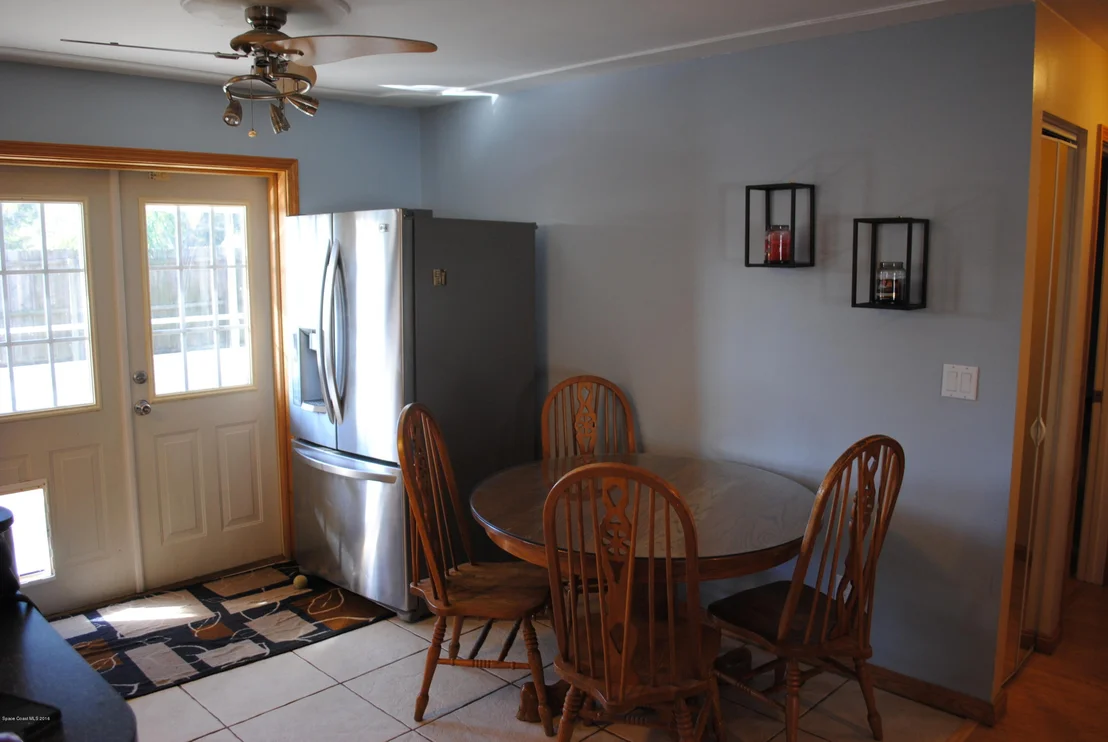 Photo of 1557 Spruce Road
