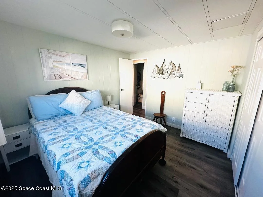 Photo of 708 Lark Drive