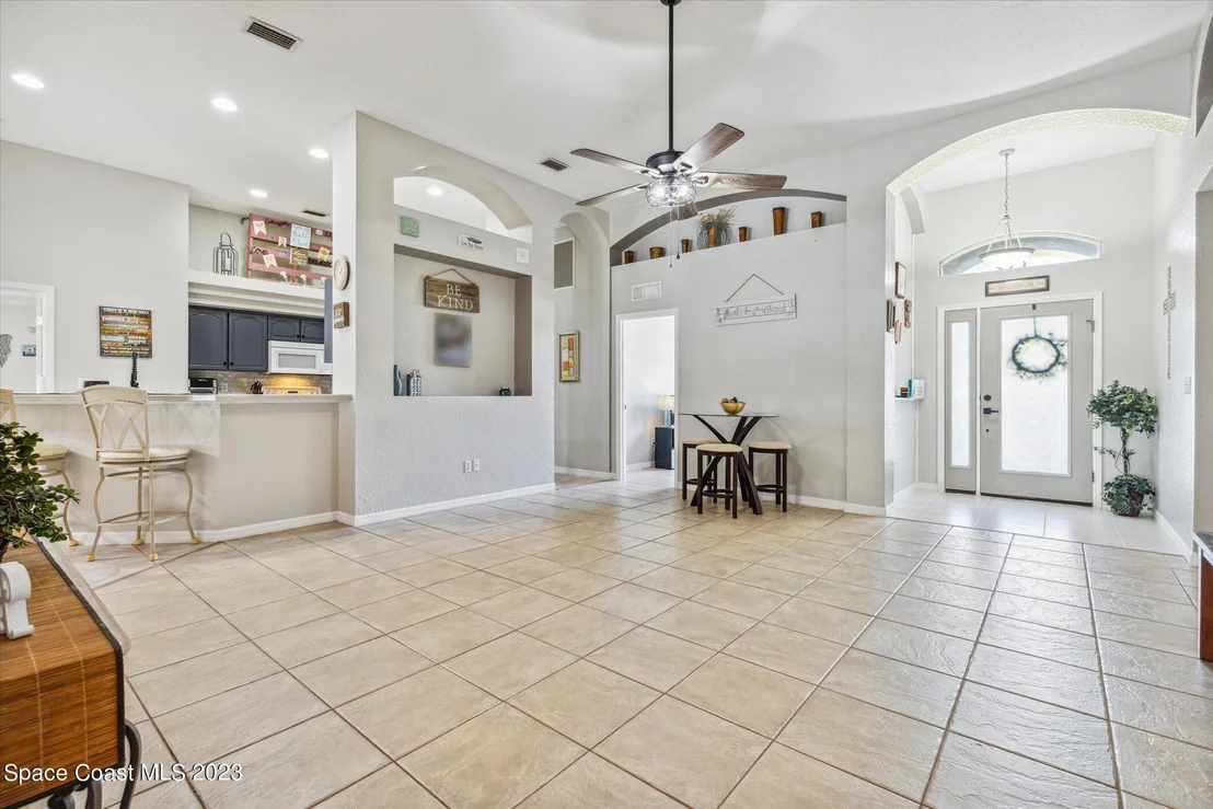 Photo of 6 Greenvale Drive