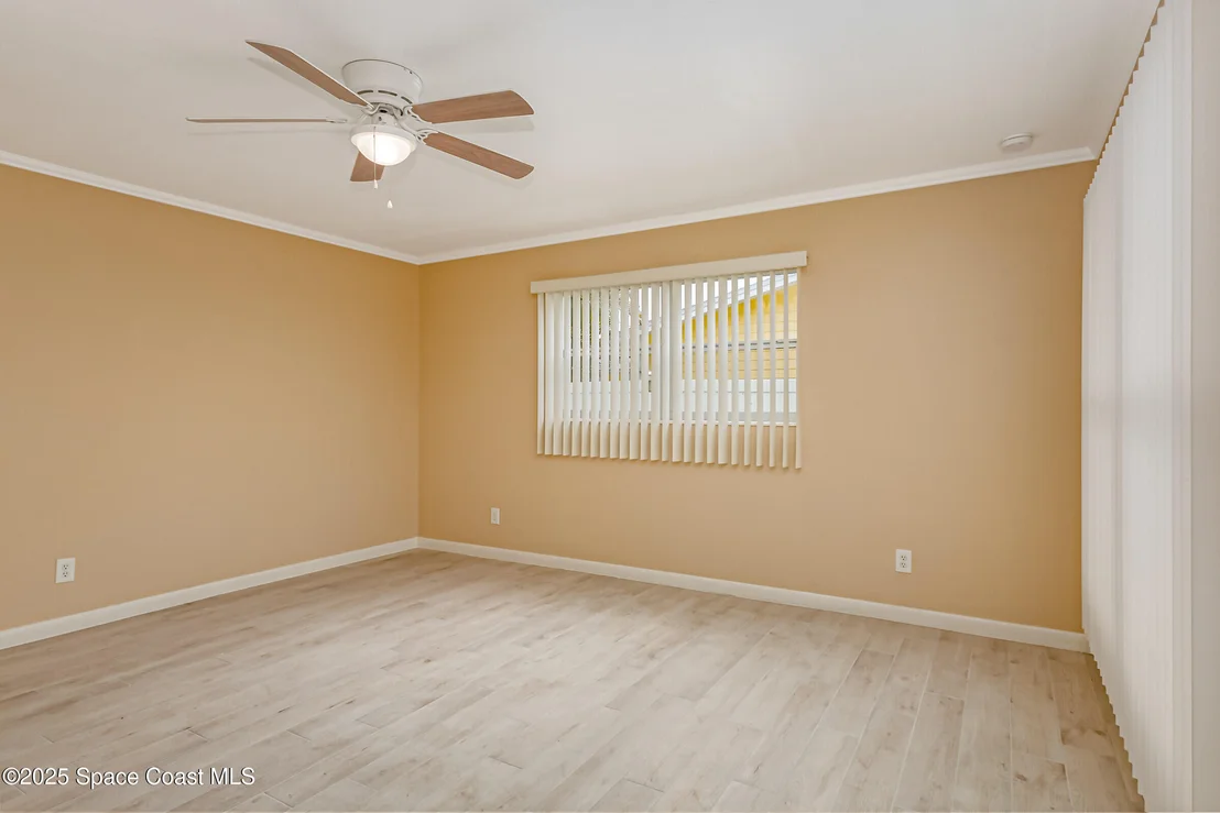Photo of 2356 Lakeview Drive