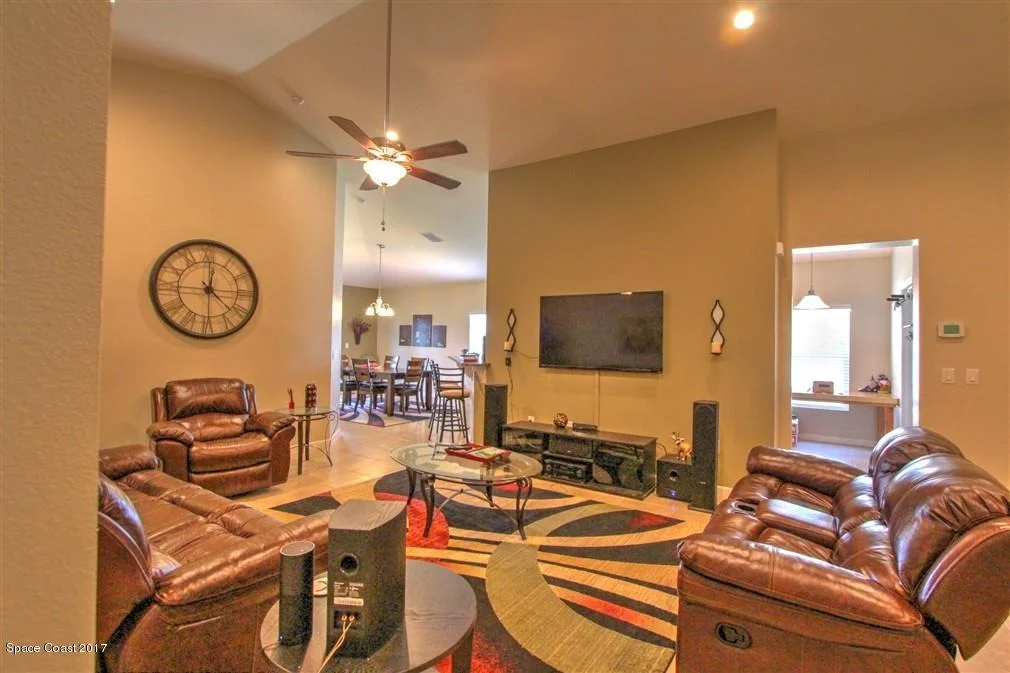 Photo of 1086 Sangria Circle