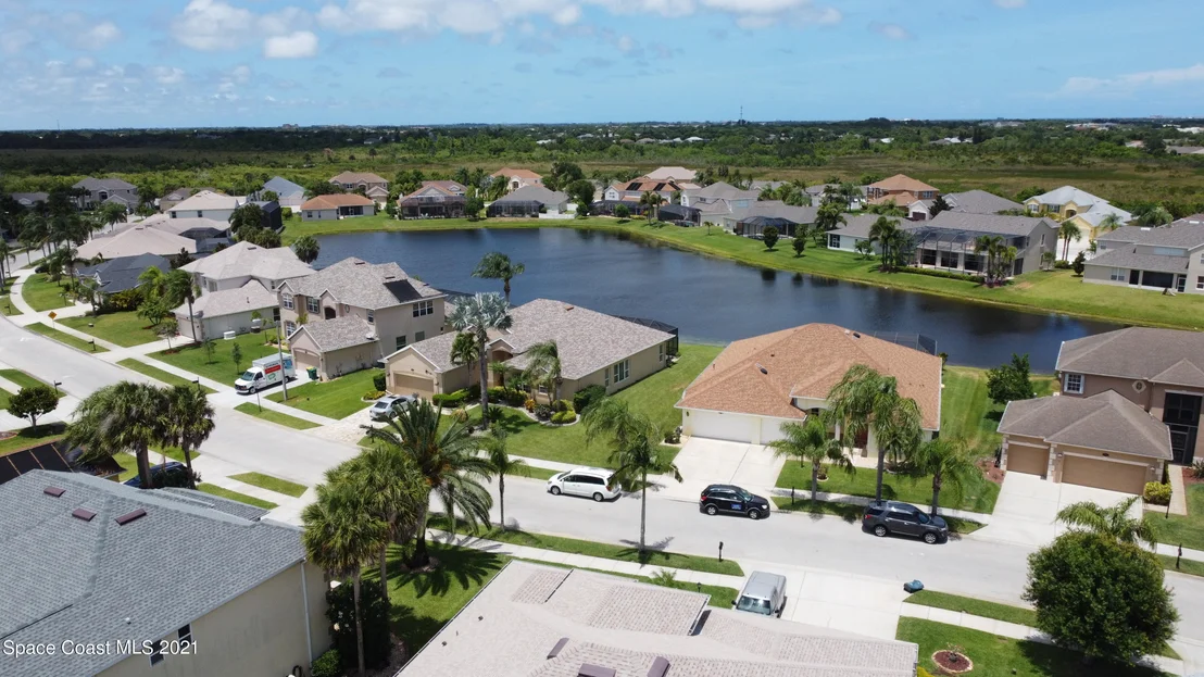 Photo of 3587 Peninsula Circle