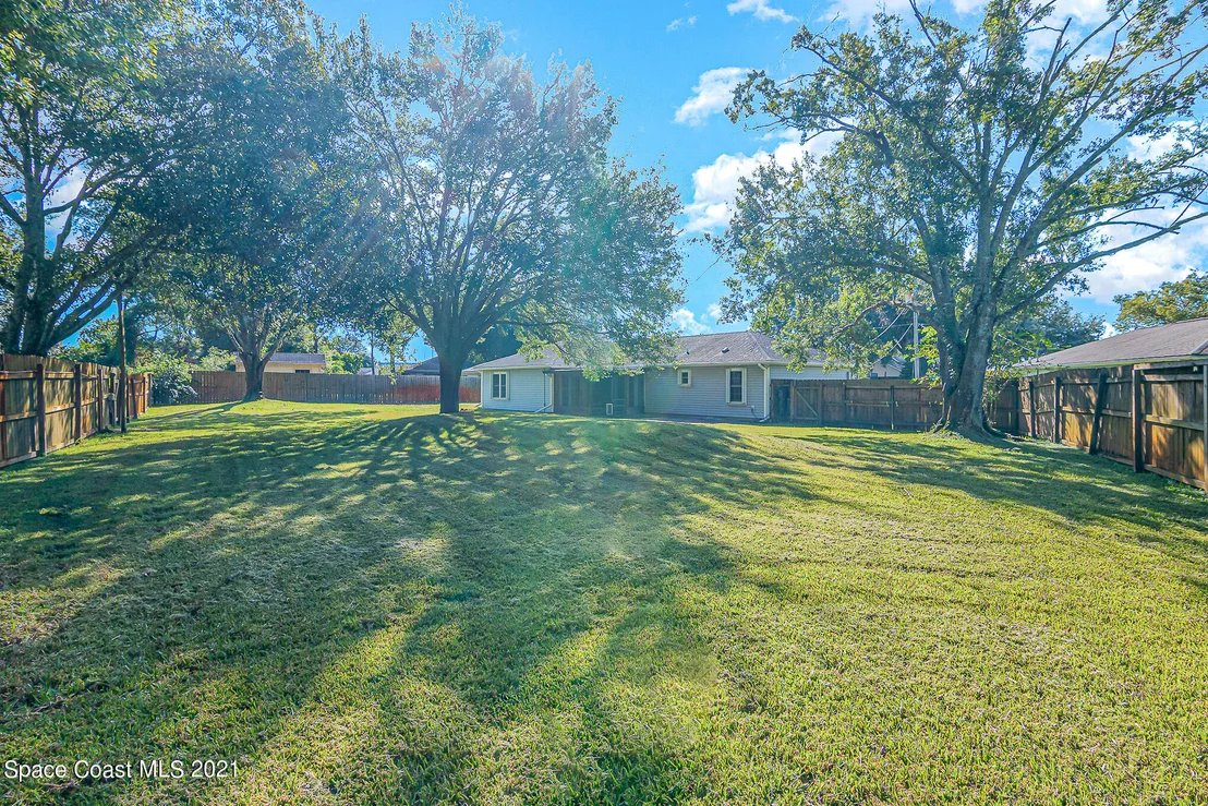 Photo of 5770 Fairbridge Street