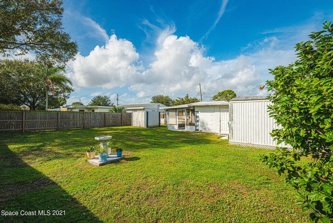 Photo of 319 Holly Lane