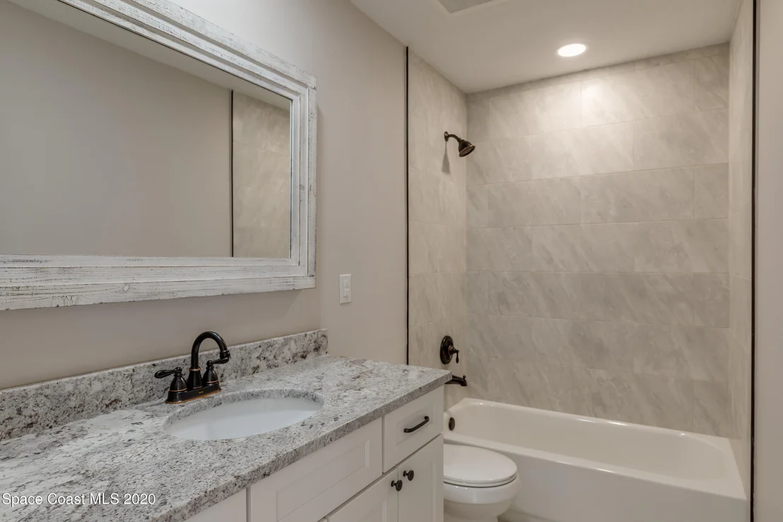 Photo of 6387 Hudson Road