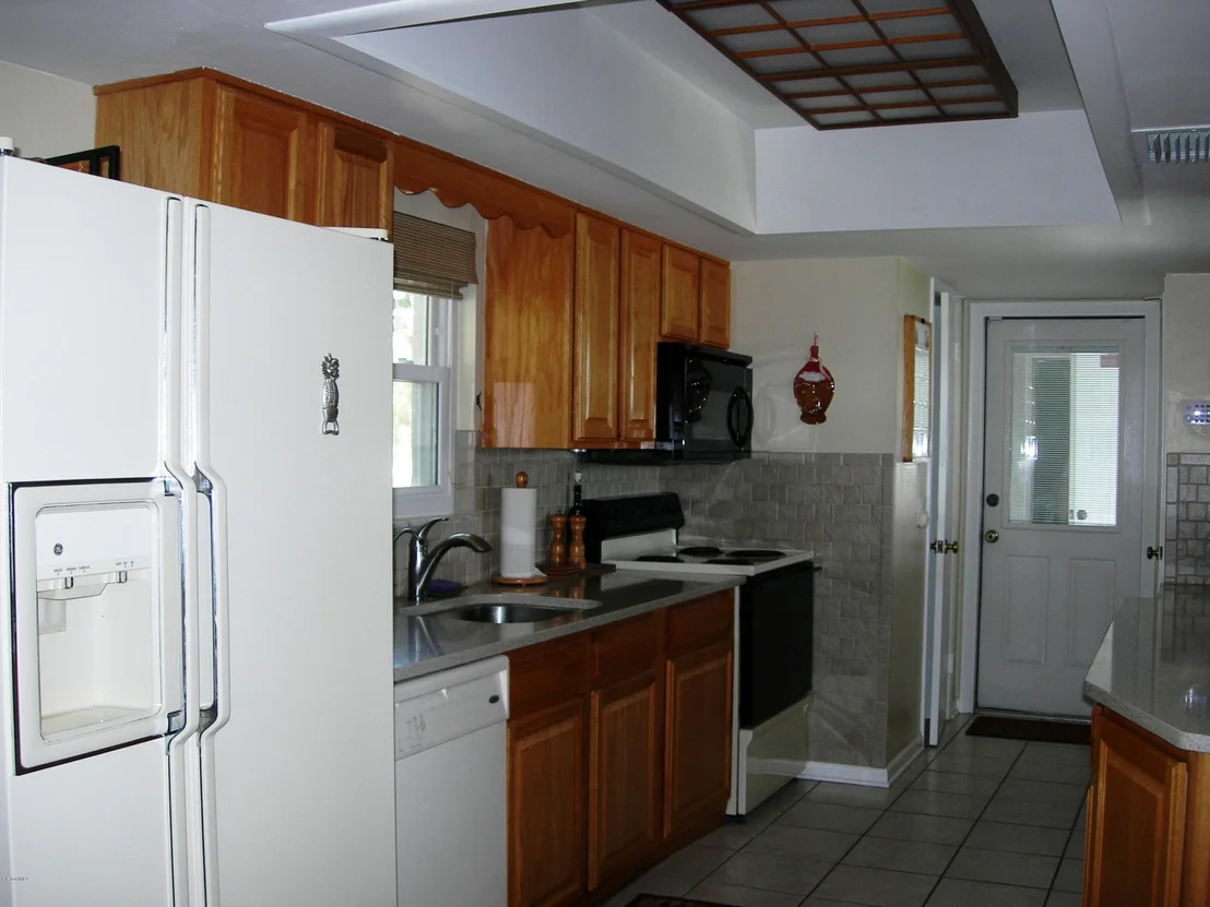 Photo of 2839 Pineapple Avenue