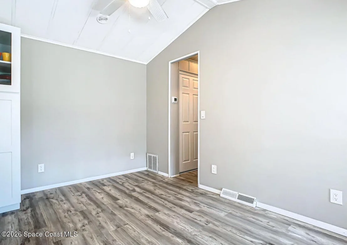 Photo of 301 Akron Way