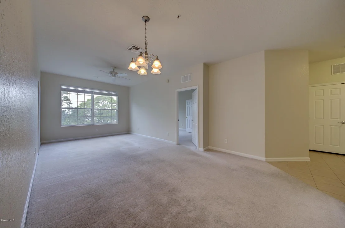 Photo of Unit 310 at 3848 Lexmark Lane