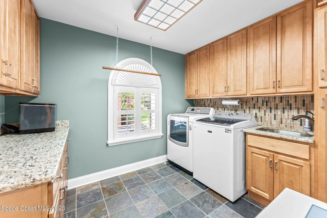 Photo of 891 Peregrine Drive