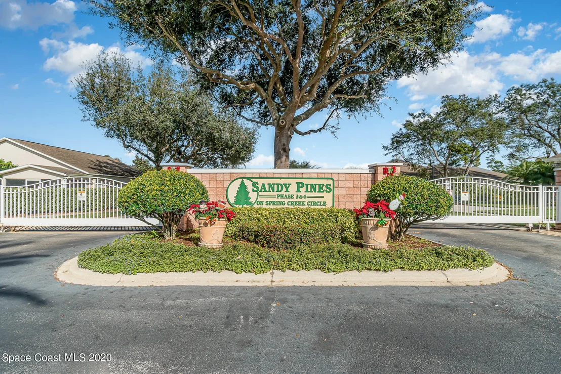 Photo of 2227 Spring Creek Circle NE
