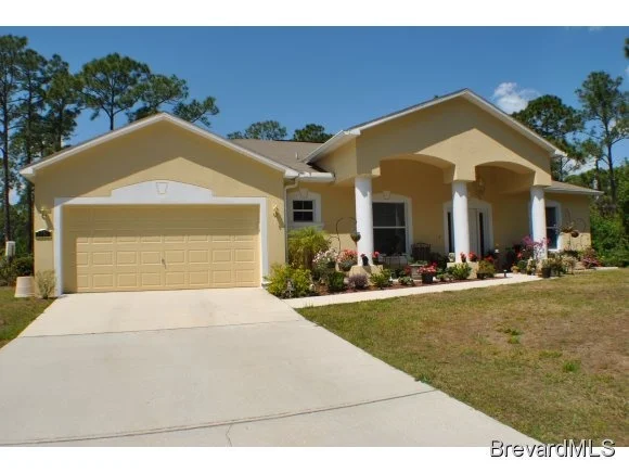 Photo of 1385 Friday Road