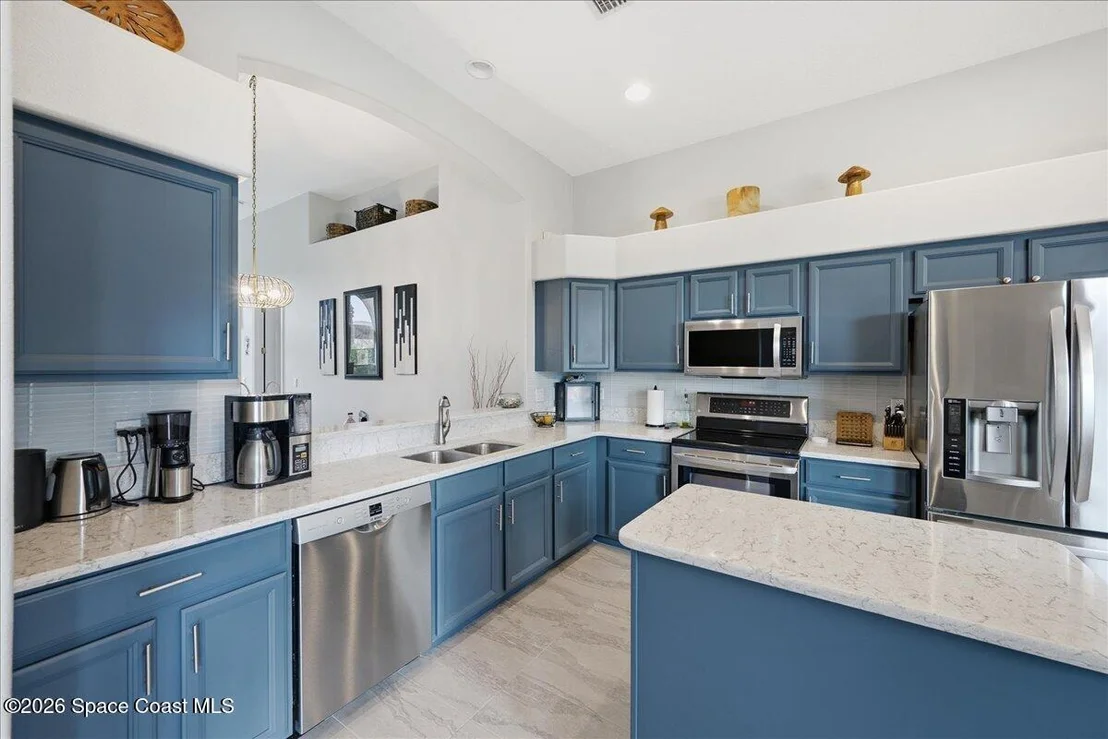 Photo of 4570 Portage Trail