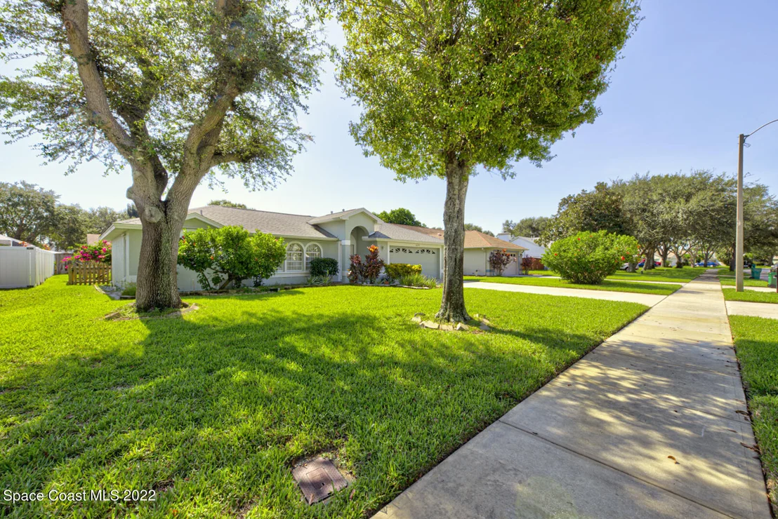 Photo of 3053 Pineda Crossing Drive