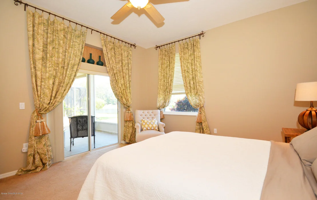 Photo of 865 Suntree Woods Drive