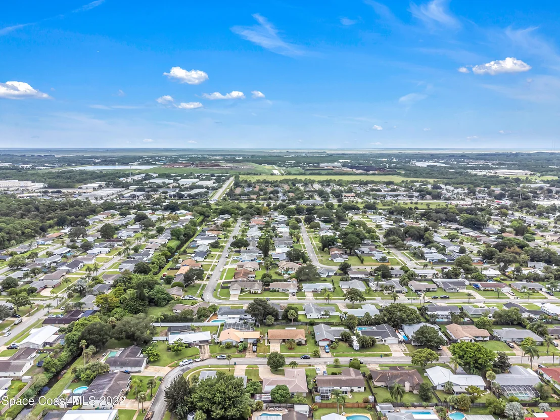 Photo of 511 Avignon Drive