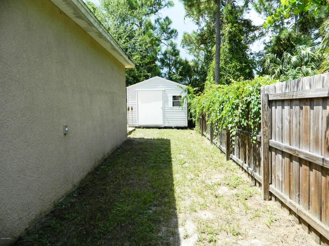 Photo of 6950 Marvin Avenue