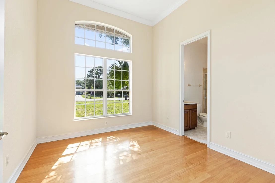 Photo of 869 Seven Gables Circle SE