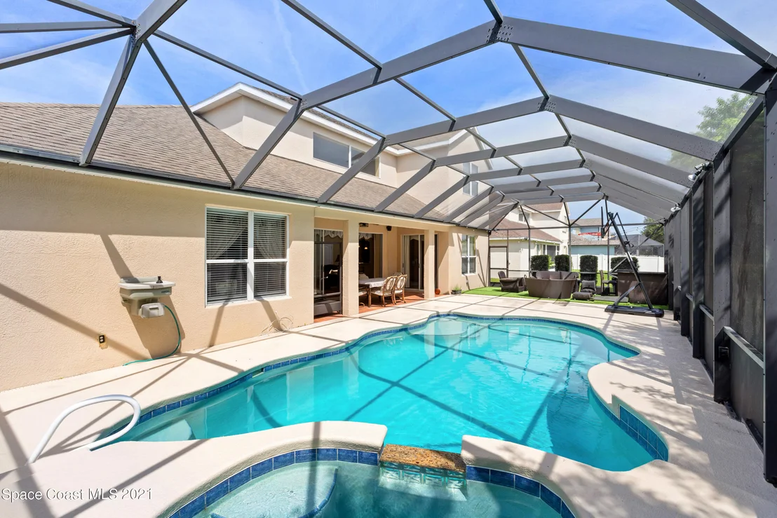 Photo of 3416 Peninsula Circle