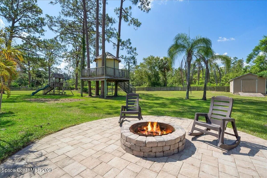 Photo of 8615 Sylvan Drive